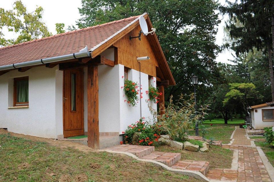 Kastelyszallo Mateszalka Exterior photo
